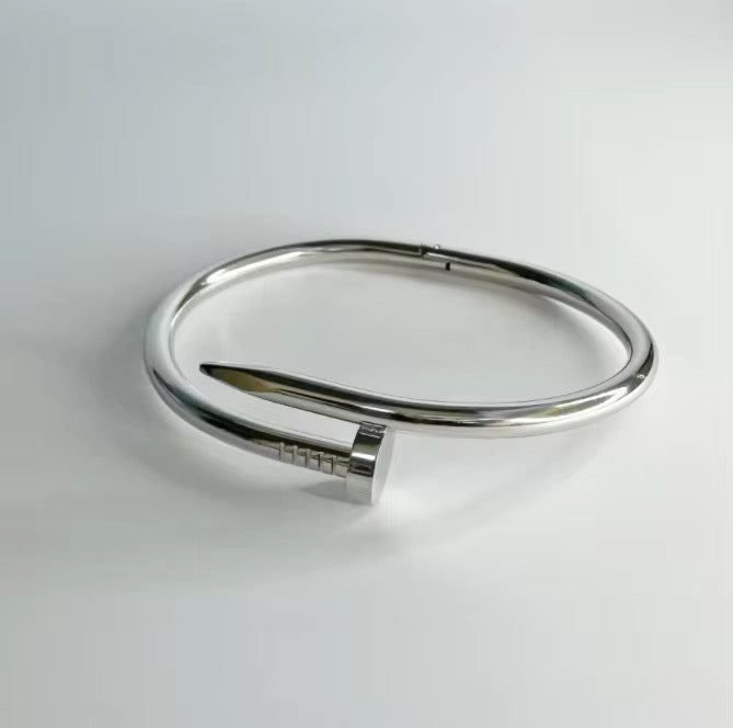 Stainless Steel Anti-Tarnish Nail Bracelet