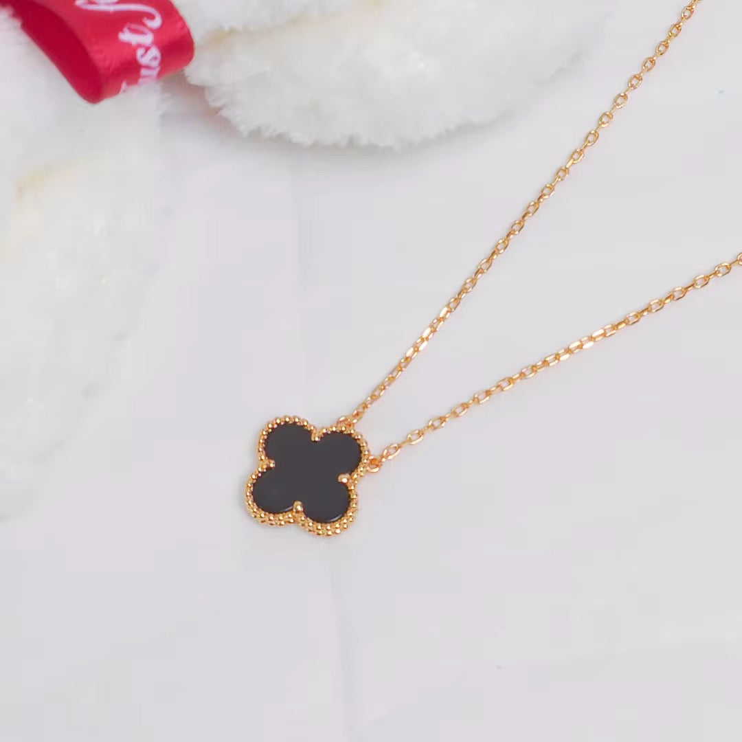 Clover Necklace