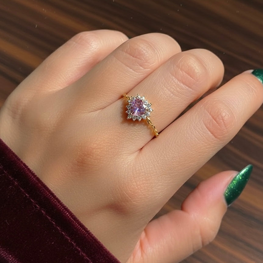 Pink Rosalía Adjustable Heart Chain Ring - Golden Chain