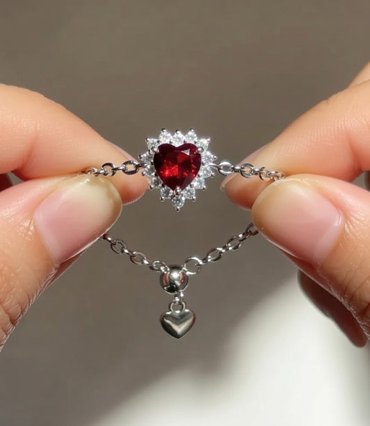 Red Sovereign (Silver Chain) And Pink Rosalía (Golden Chain) Value Combo