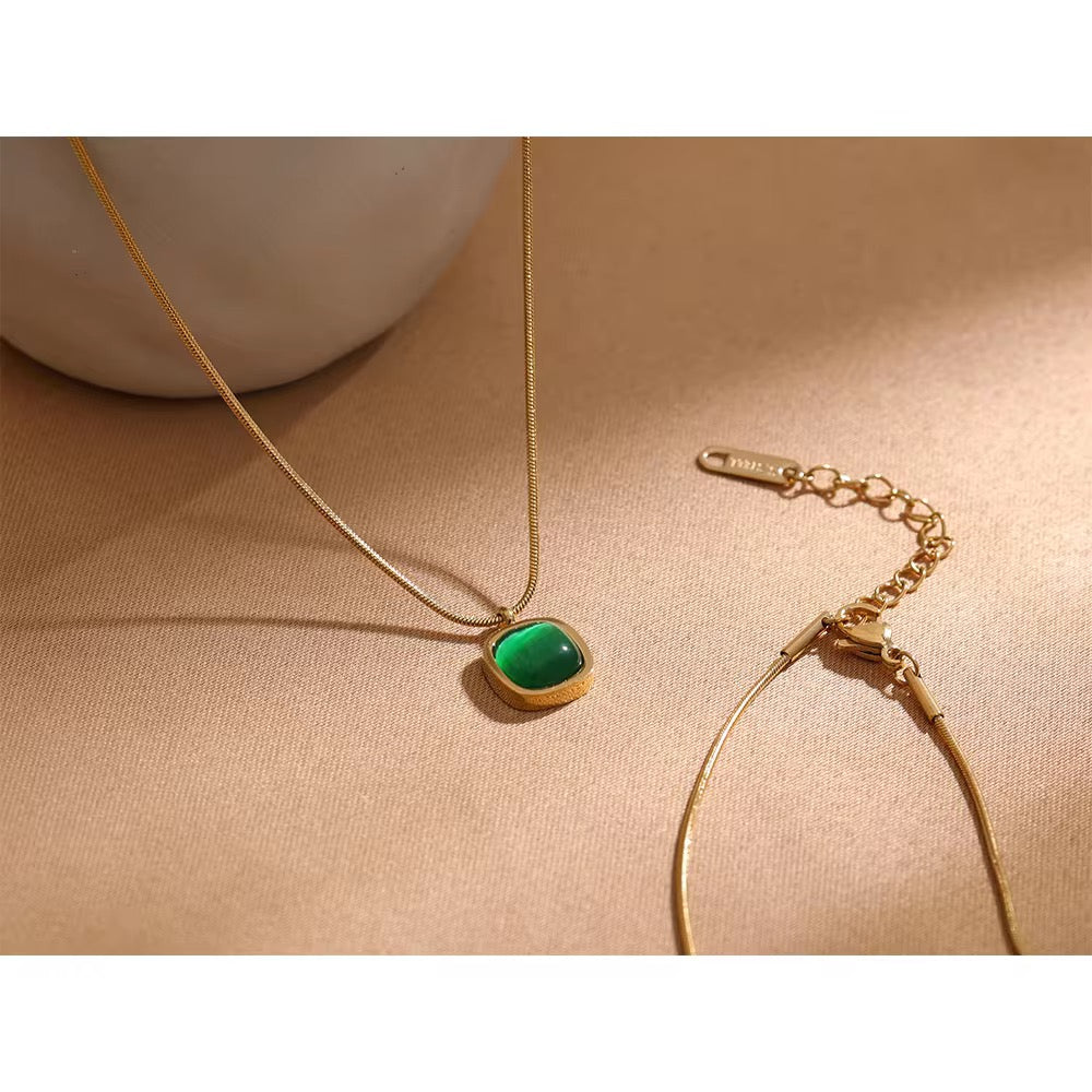 Léa Luxe Pendant