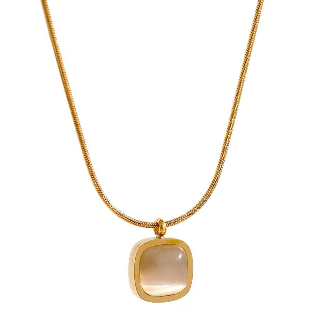 Léa Luxe Pendant