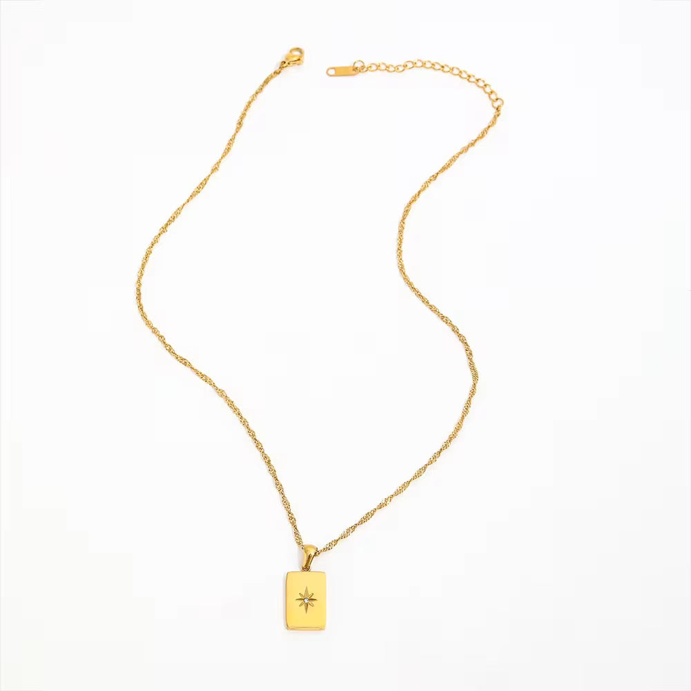 Soline Gold Pendant