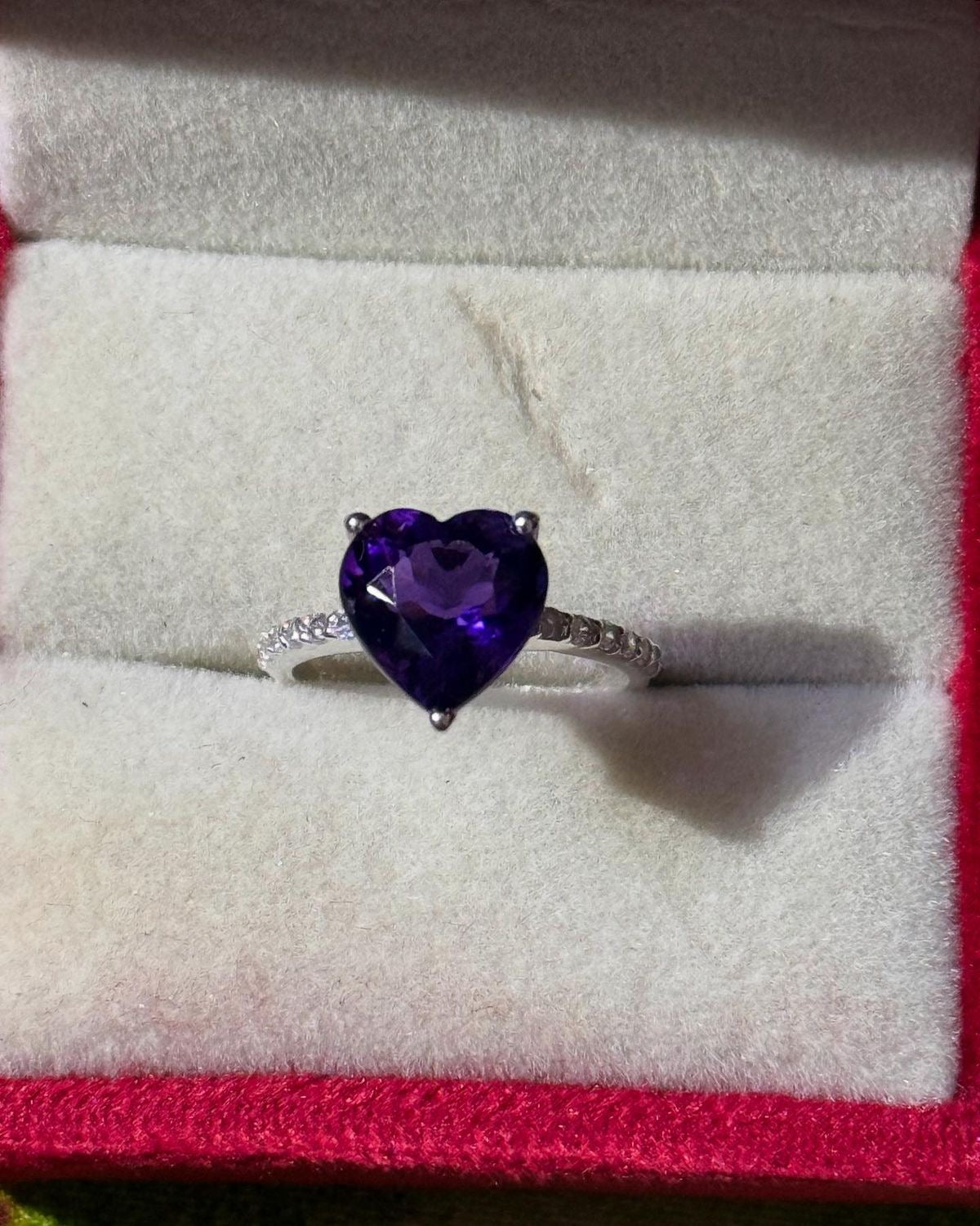 Heart of Royalty - Purple Ring