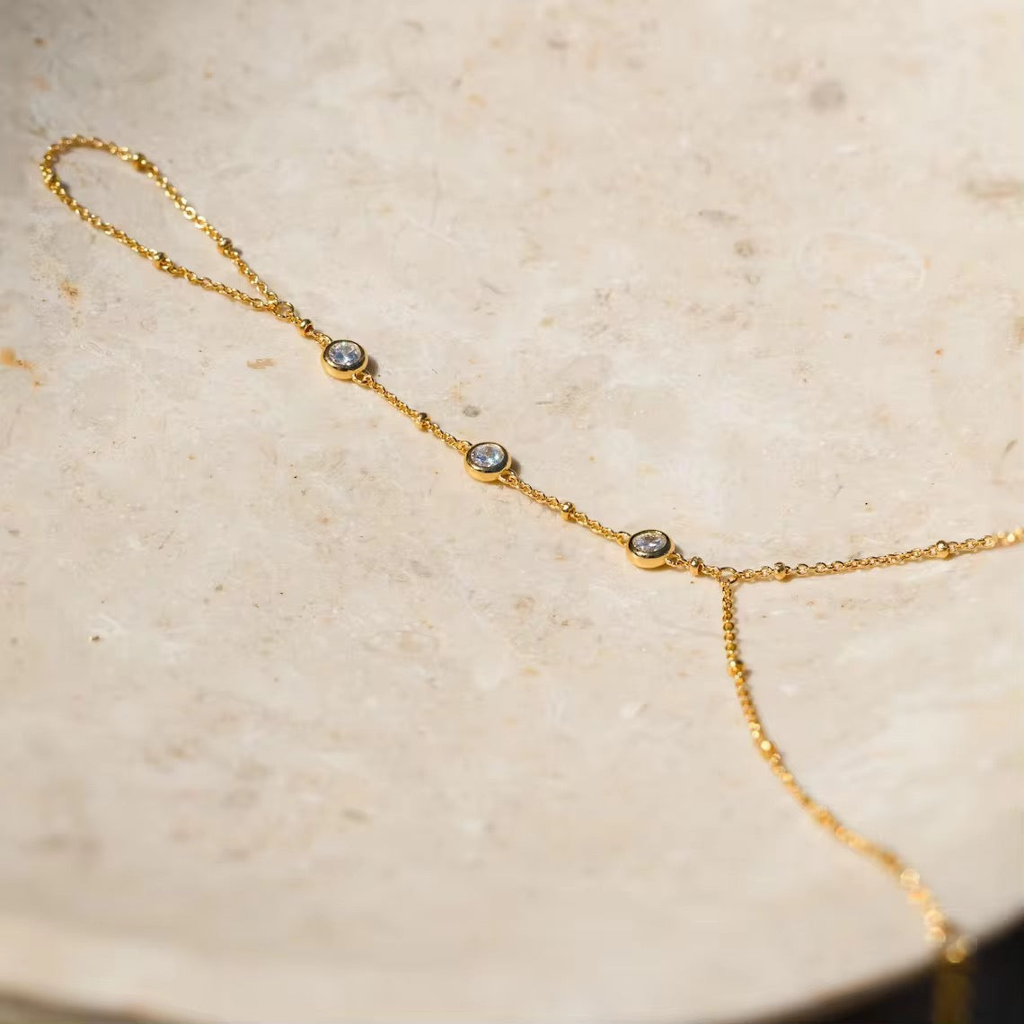 Noor Crystal Hand Chain