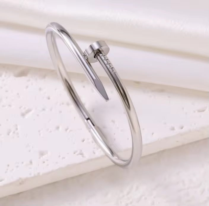 Stainless Steel Anti-Tarnish Nail Bracelet
