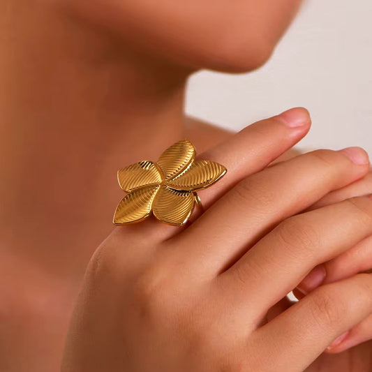 Flora Ring – Anti-Tarnish, Golden, Adjustable Fit
