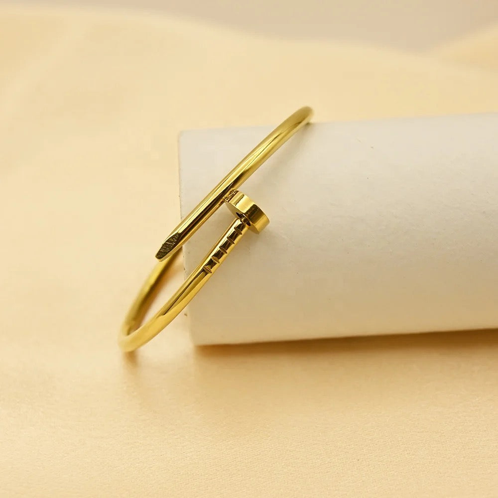 Stainless Steel Anti-Tarnish Golden Nail Bracelet