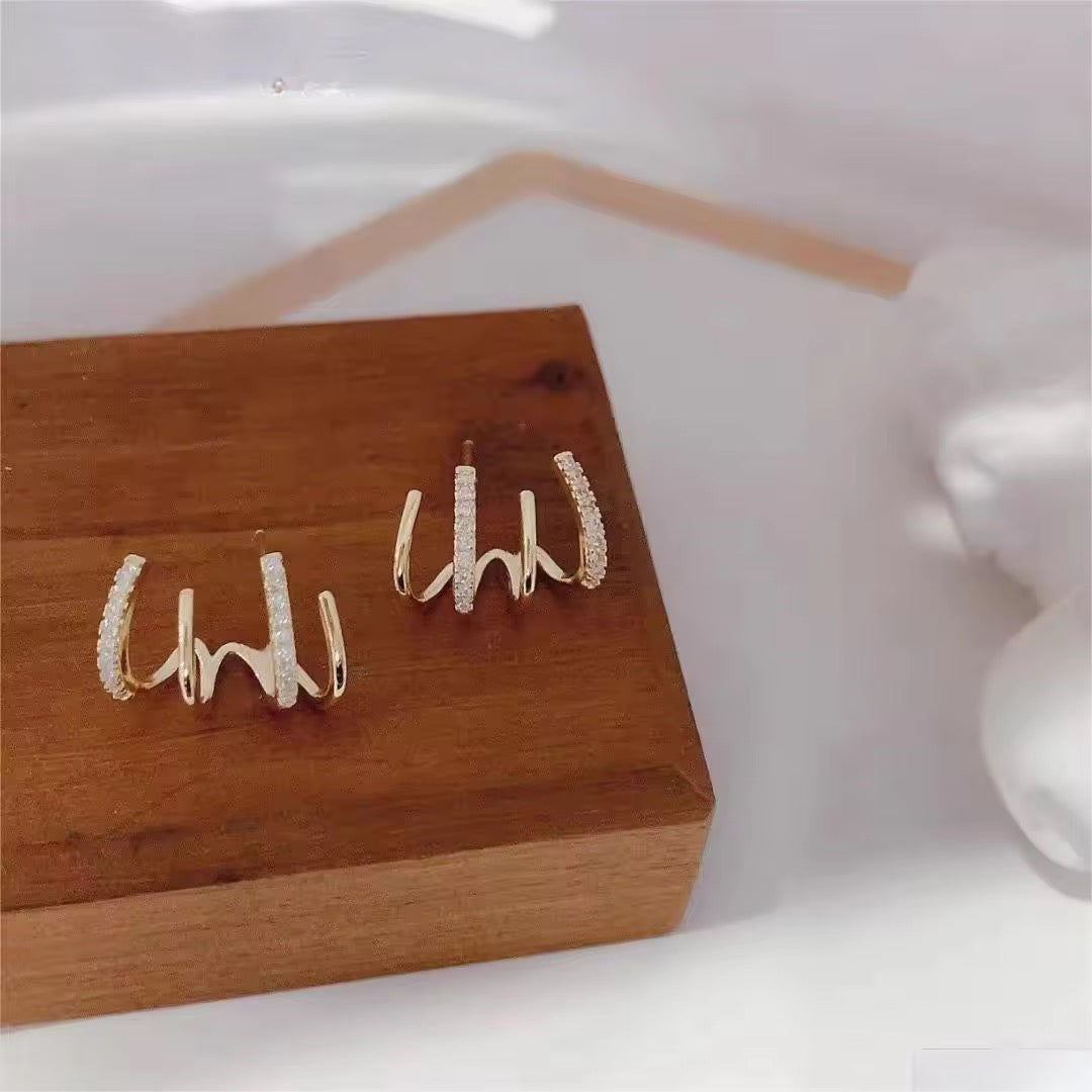 Premium Gold Plated Multi Effect Claw Earrings
