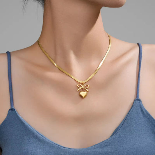 Juliette Bowknot Heart Pendant