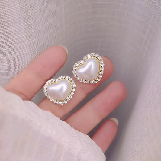 Premium Pearl White Heart Earrings With Zircon Stones