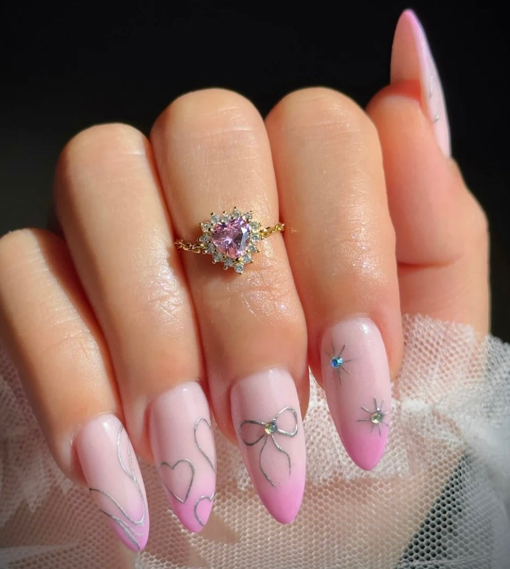 Pink Rosalía Adjustable Heart Chain Ring - Golden Chain