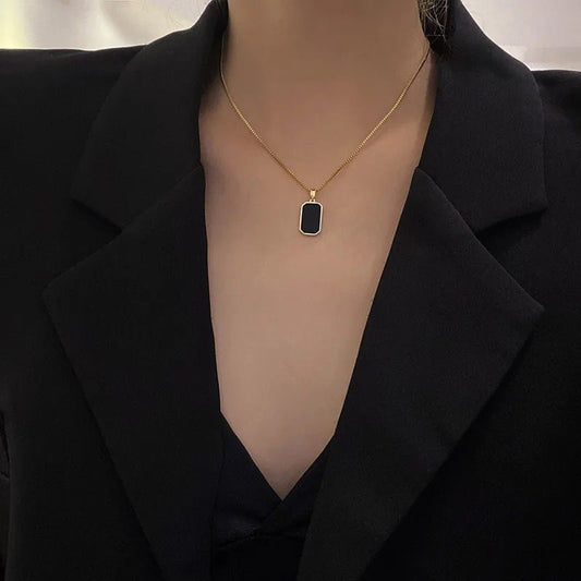 Stylish Metallic Western Black Pendant Necklace With Chain for Women Girls